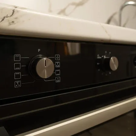 Padu's By Tok Durres