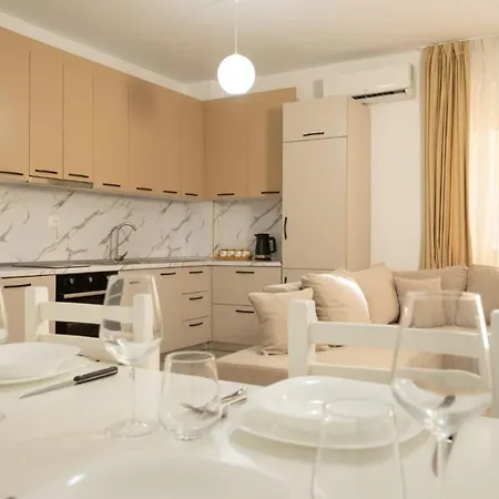 Padu's By Tok * Durres