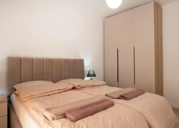 Padu's By Tok * Durrës